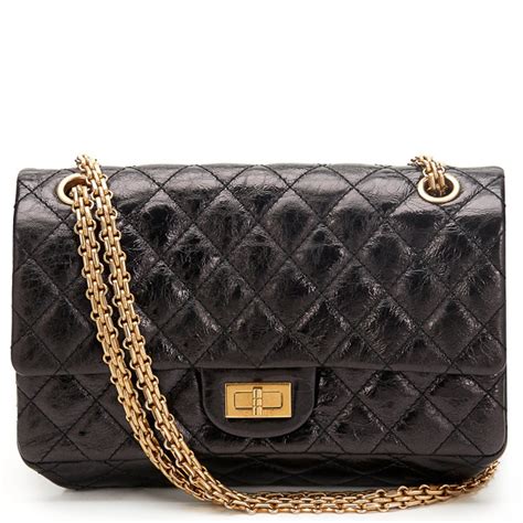 chanel flap bag 2.55 difference|chanel 2.55 reissue flap.